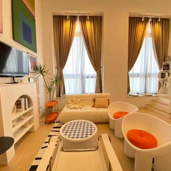 Sunway Grid Residences Cozy Loft Suite Netflix 6 Pax, Near Legoland，Kampong Pendas的飯店
