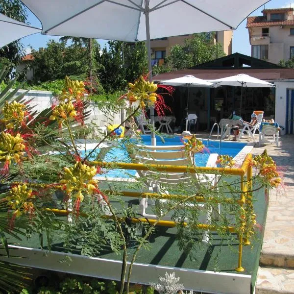 Villa Sens, hotel em Černomorec