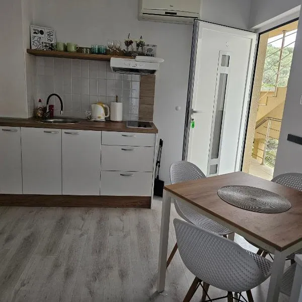 Apartmani Alma, hotel v Podgore