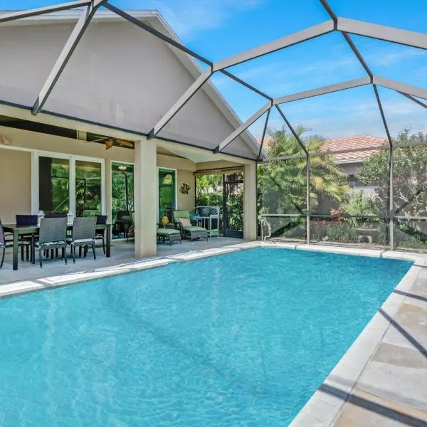 Cozy Beach House - 5 minutes from Vanderbilt Beach, hotel in Naples