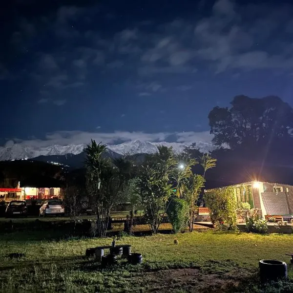 Dreamwoods farmstay, מלון בדרמסאלה