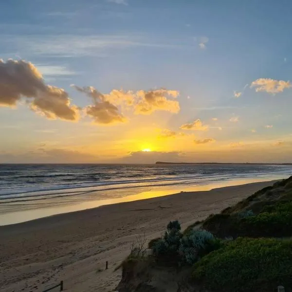 Ocean Grove - walk to Beach, Park, Cafe & Pub, hotel en Ocean Grove