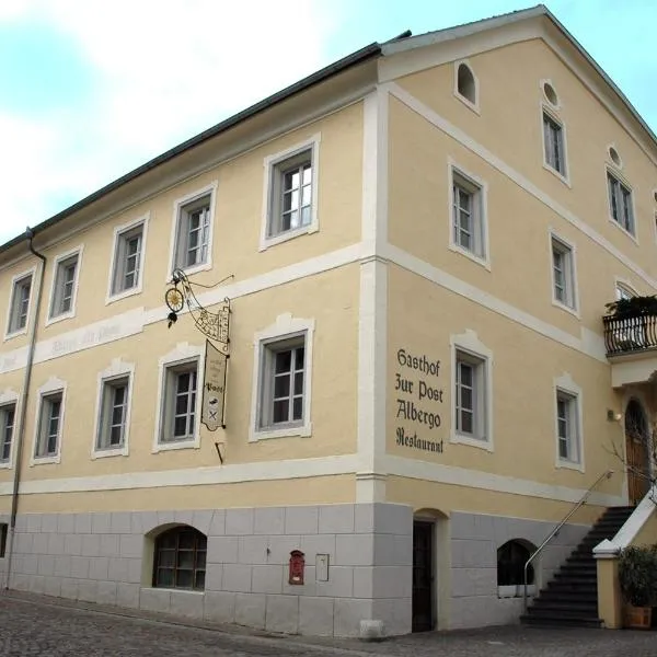 B&B Zur Post, hotel v destinácii Glorenza