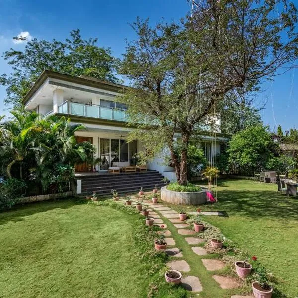 SaffronStays 7 Seas, Alibaug, hotel v destinaci Alibag