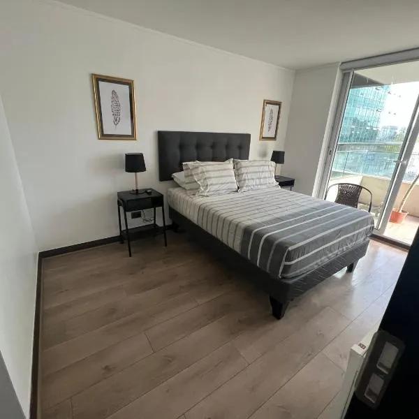28 Metros costado Clinica las Condes ,hasta 5 personas, hotel in Santiago