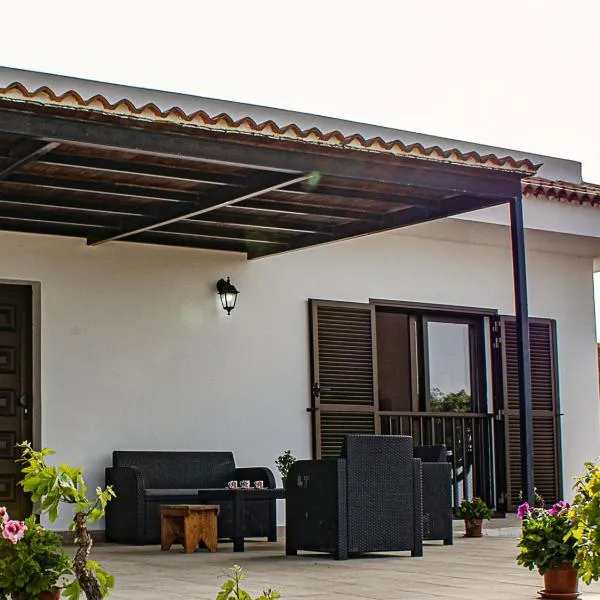 Live Adeje Ifonche Relax Place with Terrace, hotel in Adeje