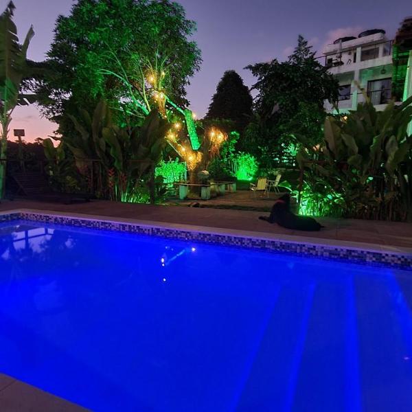 Piscina Aquecida, Jacuzzi, internet veloz, no centro de Serra Grande - Flat Céu - Vila Pitangueira