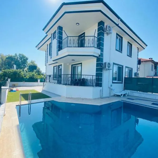 Villa Cennet Dalaman 11, hotel a Dalaman