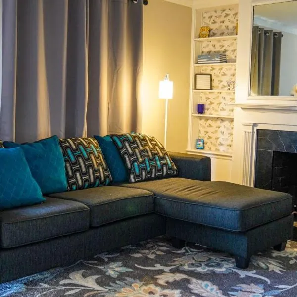 Stylish 3BR Historic Charm, Walk to Franklin Park, hotel in Columbus