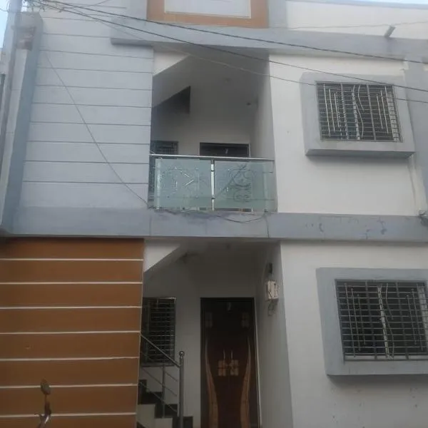ashapura home stay, hotel v destinaci Navgam