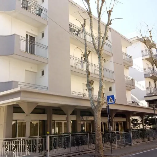 Hotel Venezia Beach, hotel v destinácii San Mauro a Mare
