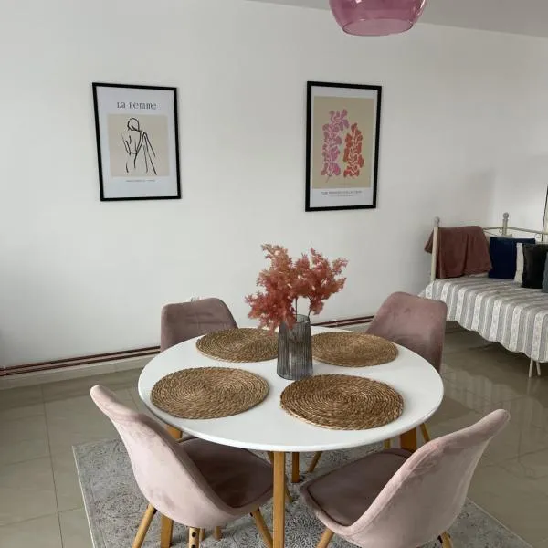 Apartamenty Cud Miód, hotel in Krosno