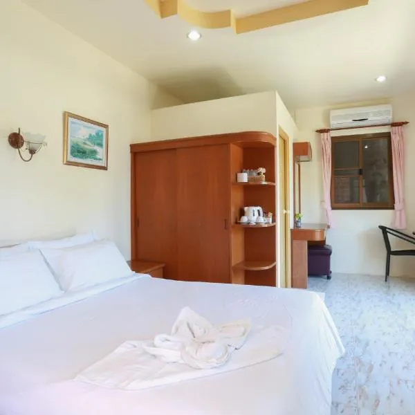 Khun Ying House, hotel v Ko Tao