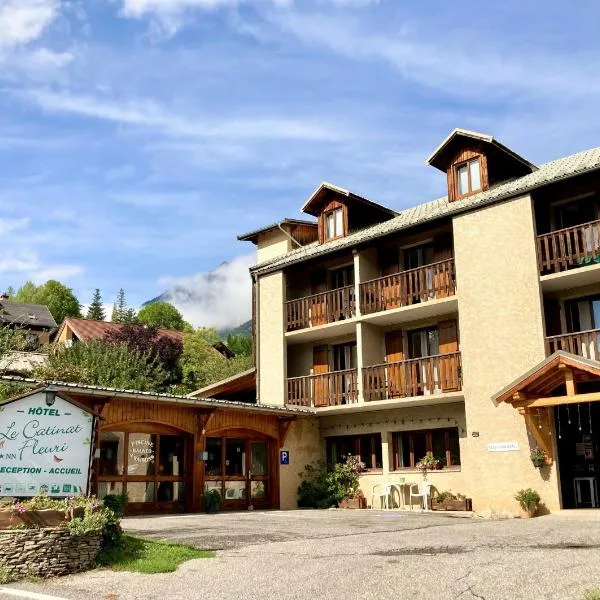 Le Catinat Fleuri, hotel in Mont-Dauphin