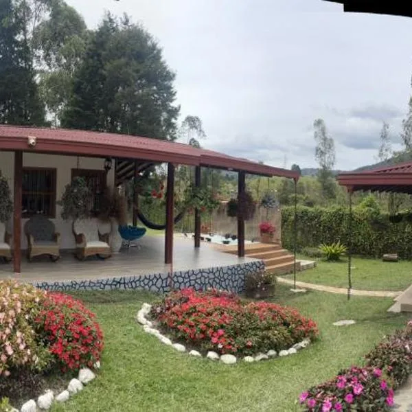 finca Encanto, מלון בגוארנה