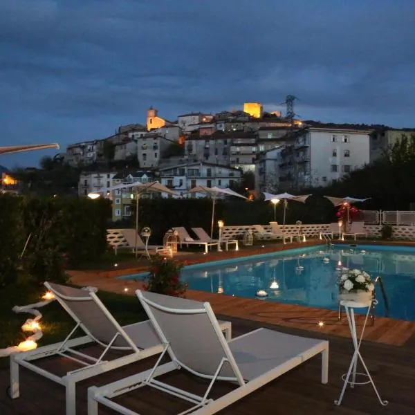 Albergo Ristorante Cavaliere, hotel in Torre Orsaia