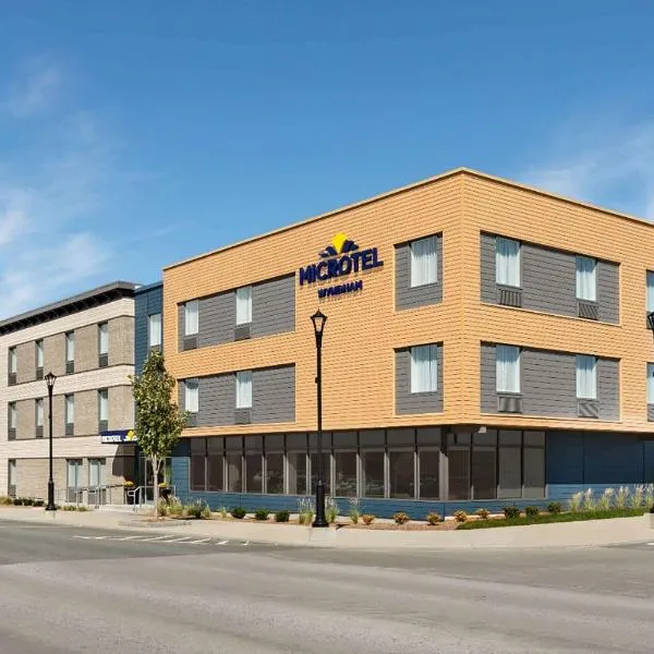 Microtel Inn & Suites by Wyndham Lachute, hotel v destinaci Lachute