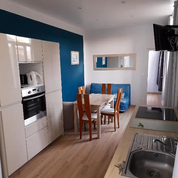 Appartement accueillant à Saint-Quay-Portrieux 35 m² ensoleillé, hôtel à Saint-Quay-Portrieux