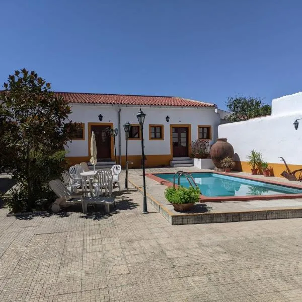Casa de São Cucufate - Casa de Campo: Vila de Frades'te bir otel