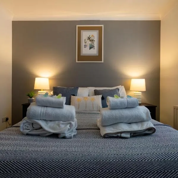 Perfect couple retreat to unwind&relax with HotTub, hotel v destinaci Peacehaven