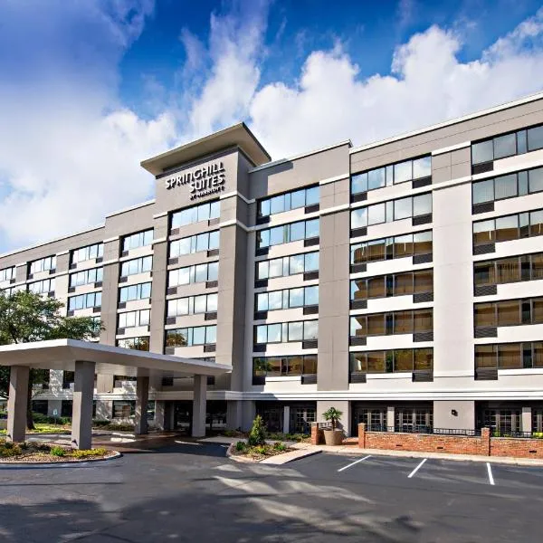 SpringHill Suites Houston Medical Center / NRG Park, khách sạn ở Charter Bank Building Heliport