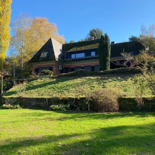 Gîte des Hurlevents、Bourglinsterのホテル