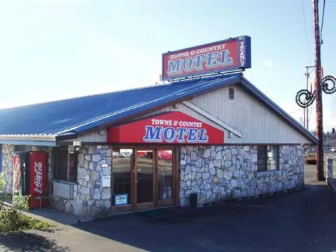 Towne and Country Motel, hotel u gradu Njuberg