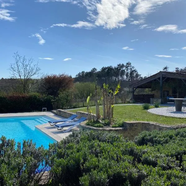 Petite maison Peyrot, hotel in Prats-du-Périgord