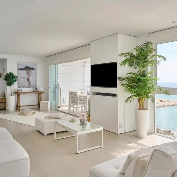 Luxury Apartment on the Beach, hotel in Calpe