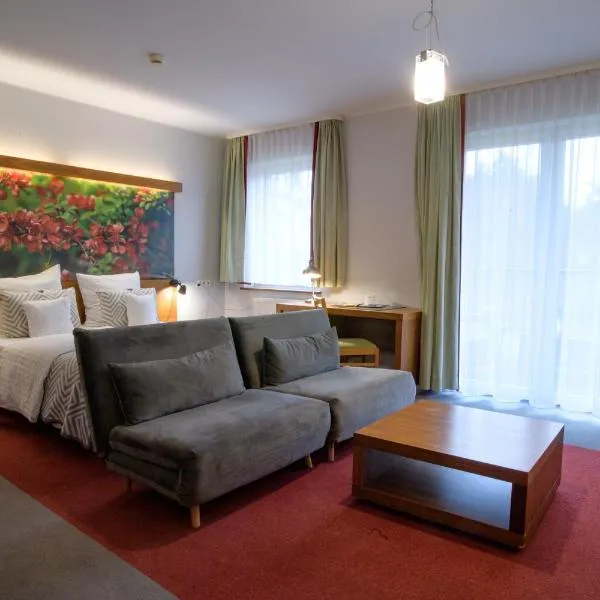 Hotel Szarlota - Kompleksowo na Kaszubach, hotel v destinaci Kościerzyna