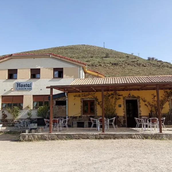 Hostal La Collada de Aralla, hotel v destinaci Aralla de Luna