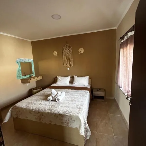 Maison de roche, hotel in Sozopoli