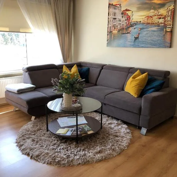 Upes apartamenti Nr: 32, hotel in Valmiera
