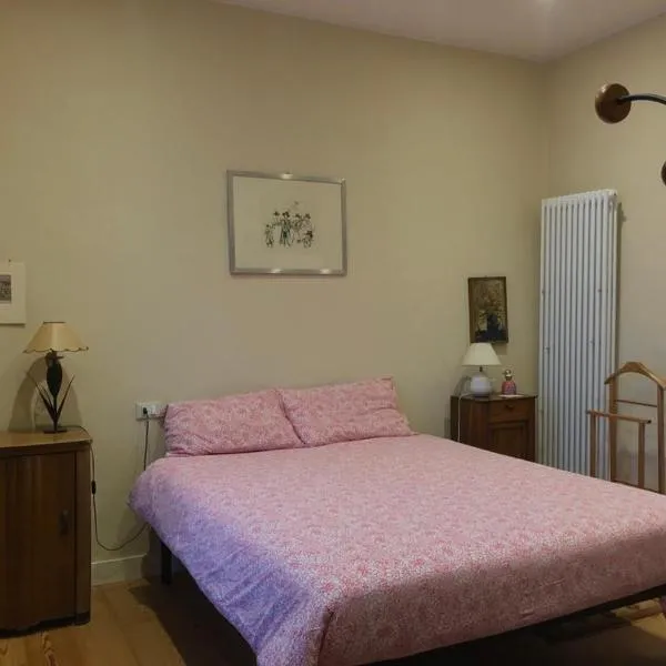casa silvio pellico, hotel v destinaci Cuneo