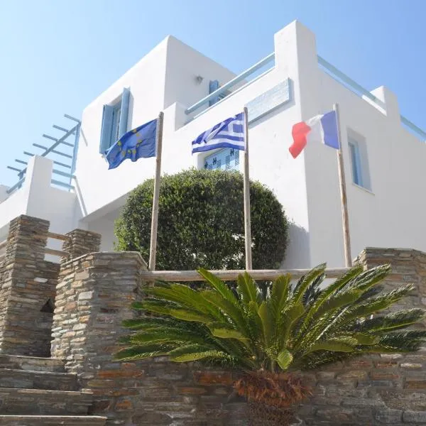Karaoulanis Apartments, hotel v destinácii Andros