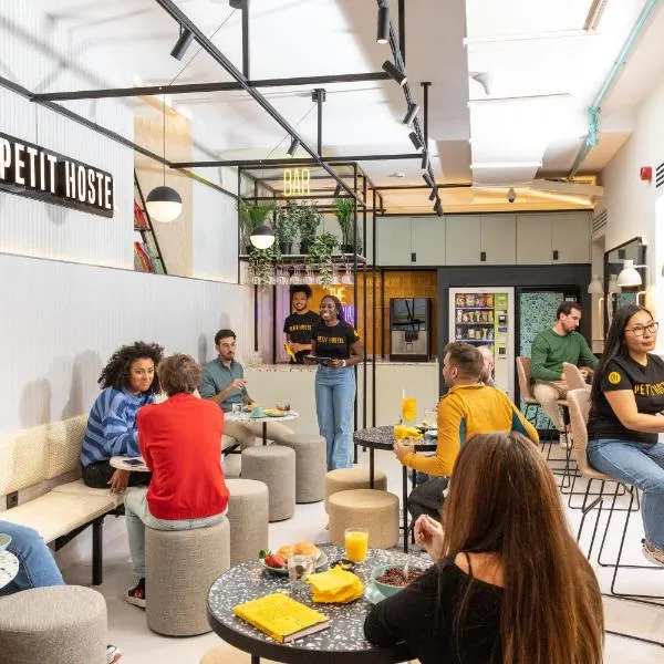 Petit Hostel Palacio Real, hotel v destinaci Madrid