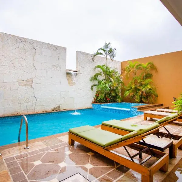 BLAZE Hotel & Suites Puerto Vallarta, готель у місті Пуерто-Вальярта