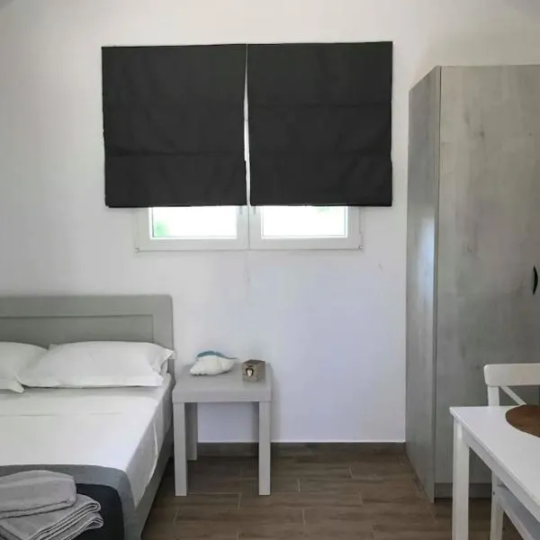 Calma Kourouta Apartments, hotel v mestu Kourouta