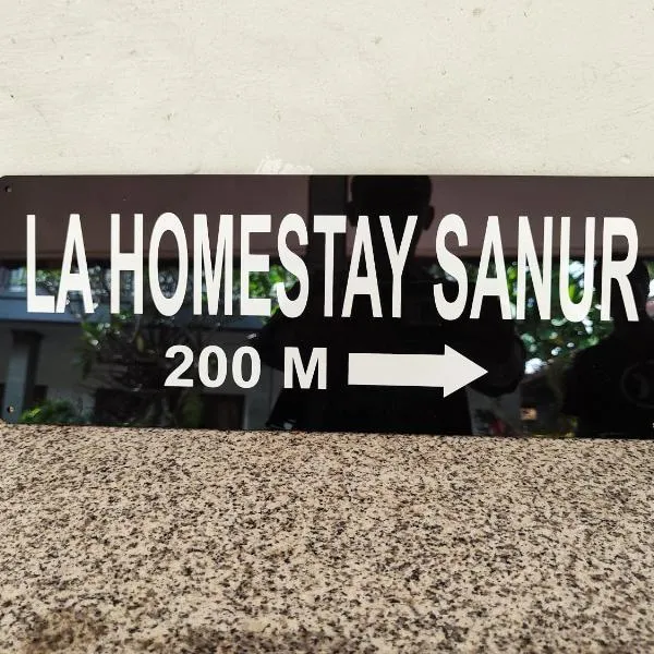 LA Homestay sanur, hotel v destinaci Sanur