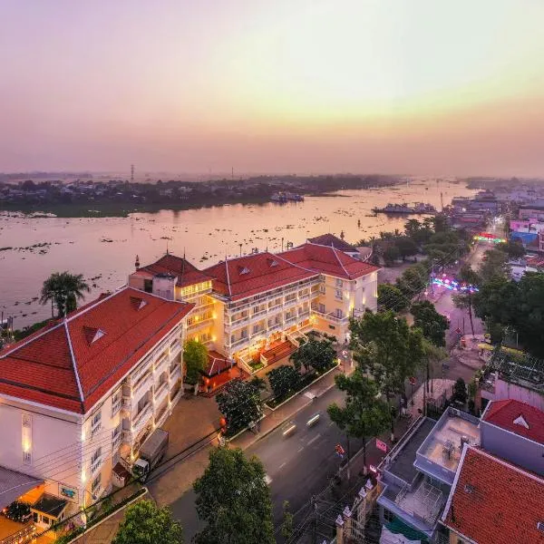 Victoria Chau Doc Hotel โรงแรมในเจิวด๊ก