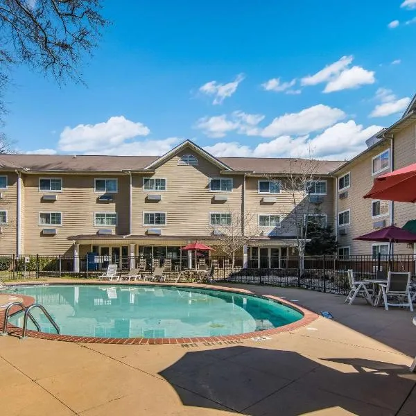 MainStay Suites Columbus near Fort Benning, hotel in Columbus