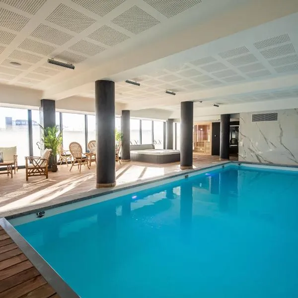 Le Barracuda & Spa, Centre Port, pieds dans l'eau, vue mer, hotel v destinácii Brest