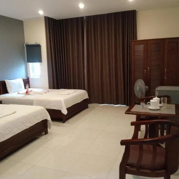 GOLD Hotel، فندق في دا نانغ