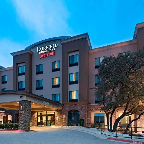 Fairfield Inn and Suites by Marriott Austin Northwest/Research Blvd, hotel u gradu Pond Springs