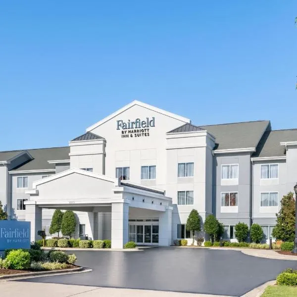 Fairfield Inn and Suites Wilson, hotel v destinaci Wilson