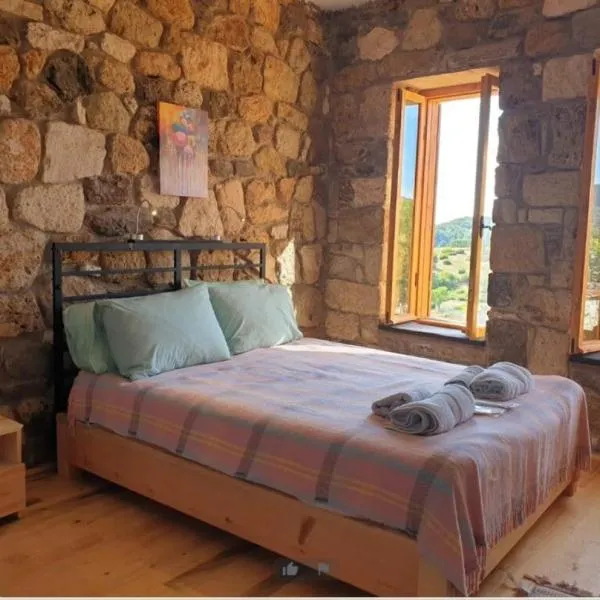 Hotel Room Close to Assos in Ayvacik, hótel í Sazlı