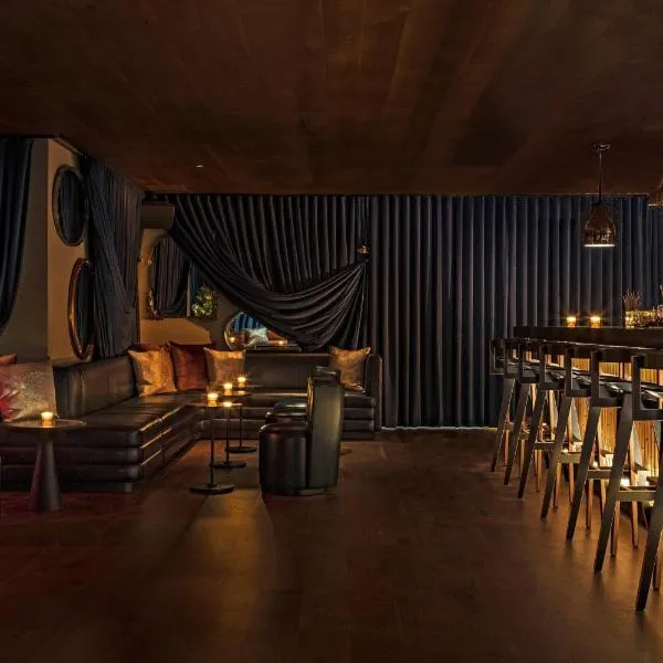 Moxy NYC East Village, hôtel à New York