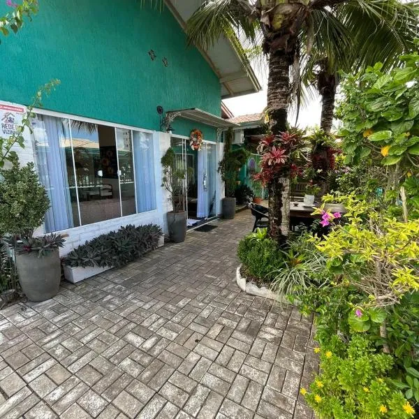 Hospedaria Gengibre, hotel v destinaci Barra Velha