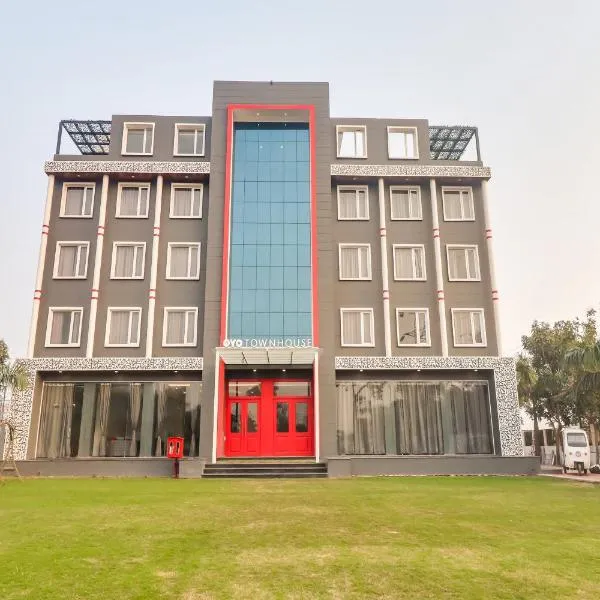 Super Townhouse Jashn, hotel in Lucknow