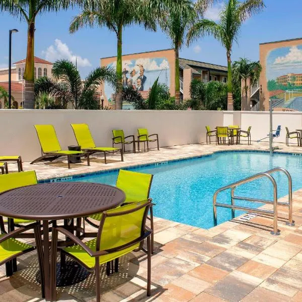 SpringHill Suites by Marriott Punta Gorda Harborside, хотел в Пунта Горда